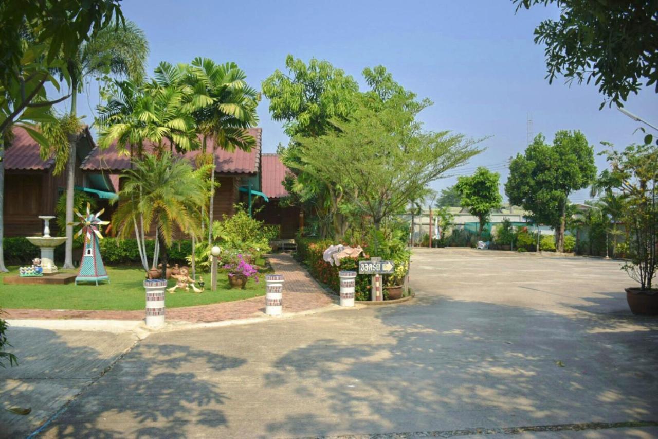 Mg Guesthouse Sukhothai Bagian luar foto